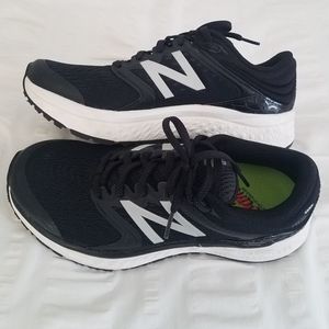 Women's 1080 v8 Fresh Foam Running Shoe